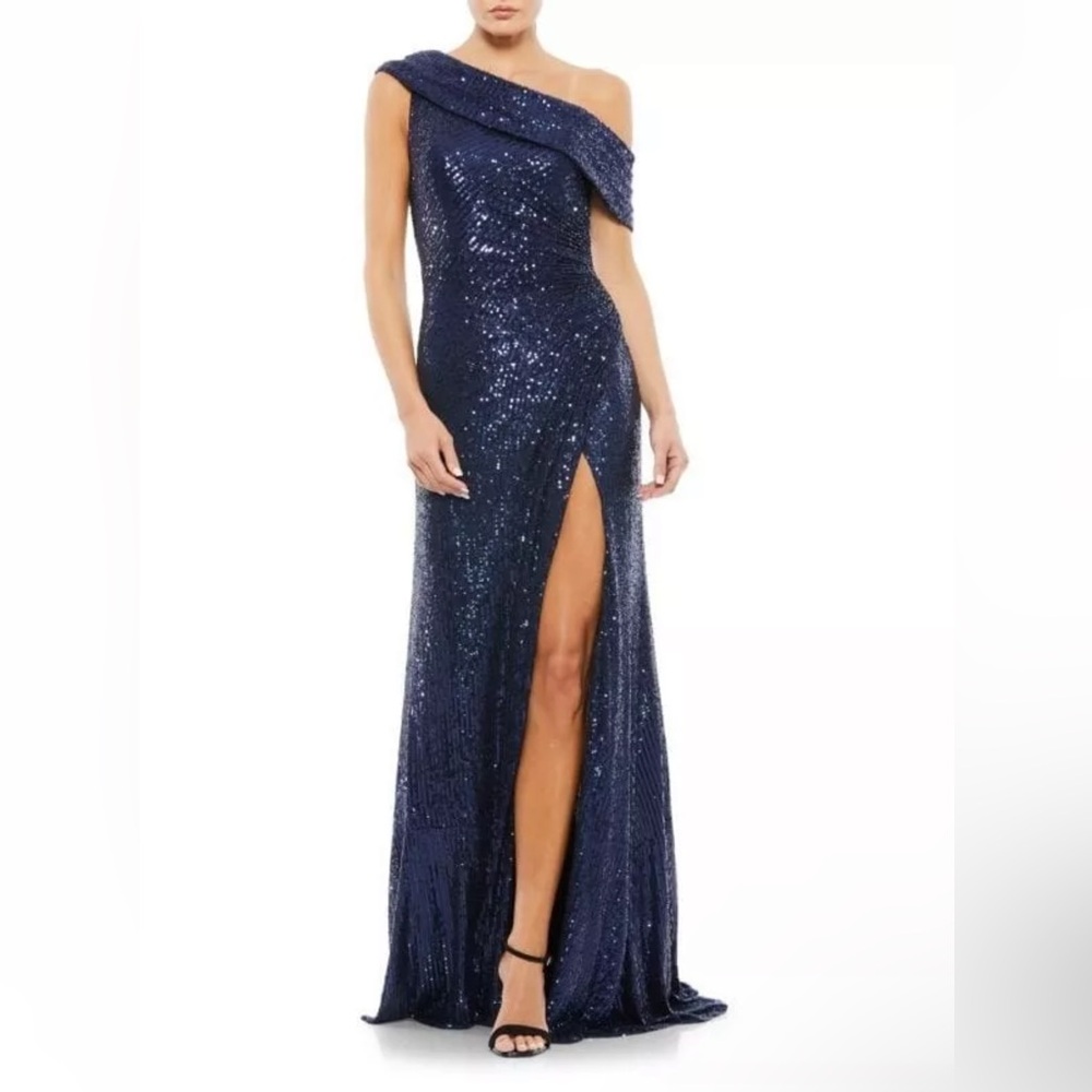 Mac Duggal Midnight Blue Off Shoulder High Slit Sequins Gown - Size 2 - Reemoly